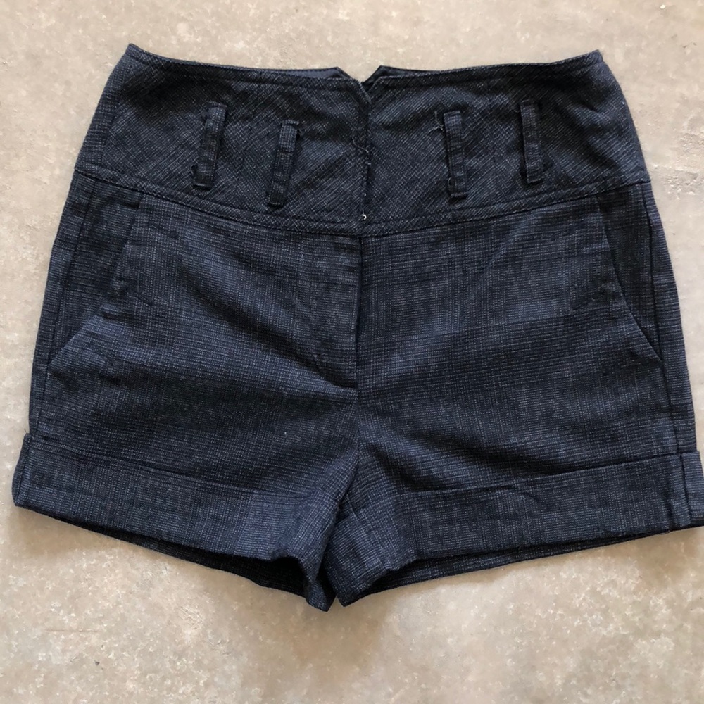 High-waisted Shorts